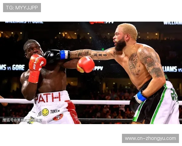 乔什・霍基特首回合TKO丹泽尔・弗里曼,取得UFC首胜